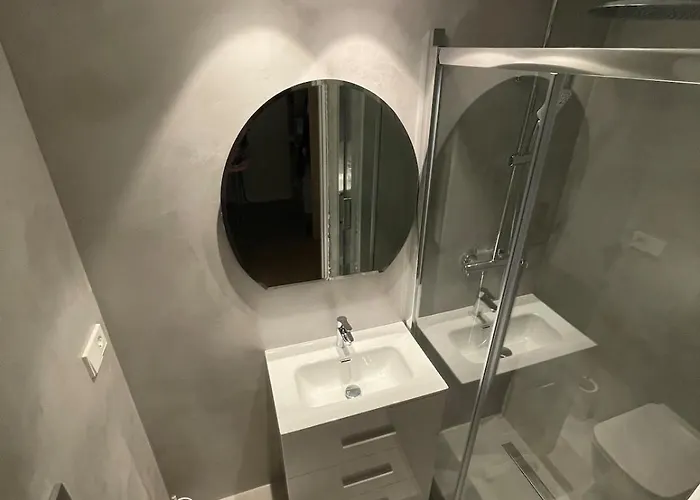 Junto A San Sebastian *